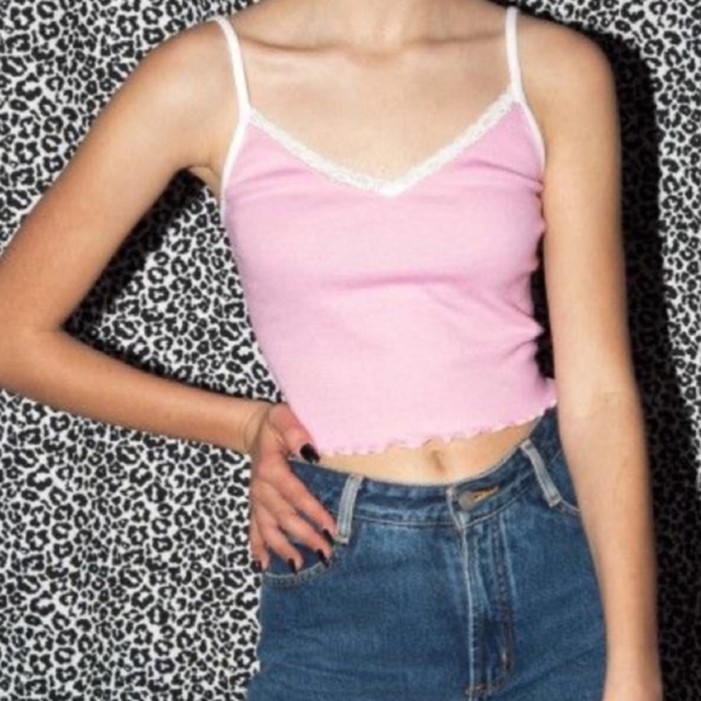 RARE Brandy melville pink tank with white lace